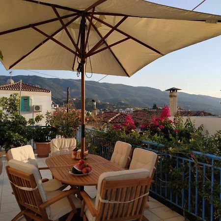 Aquarella-Stylish Veranda Apartment In Centre Of Poros Town Zewnętrze zdjęcie