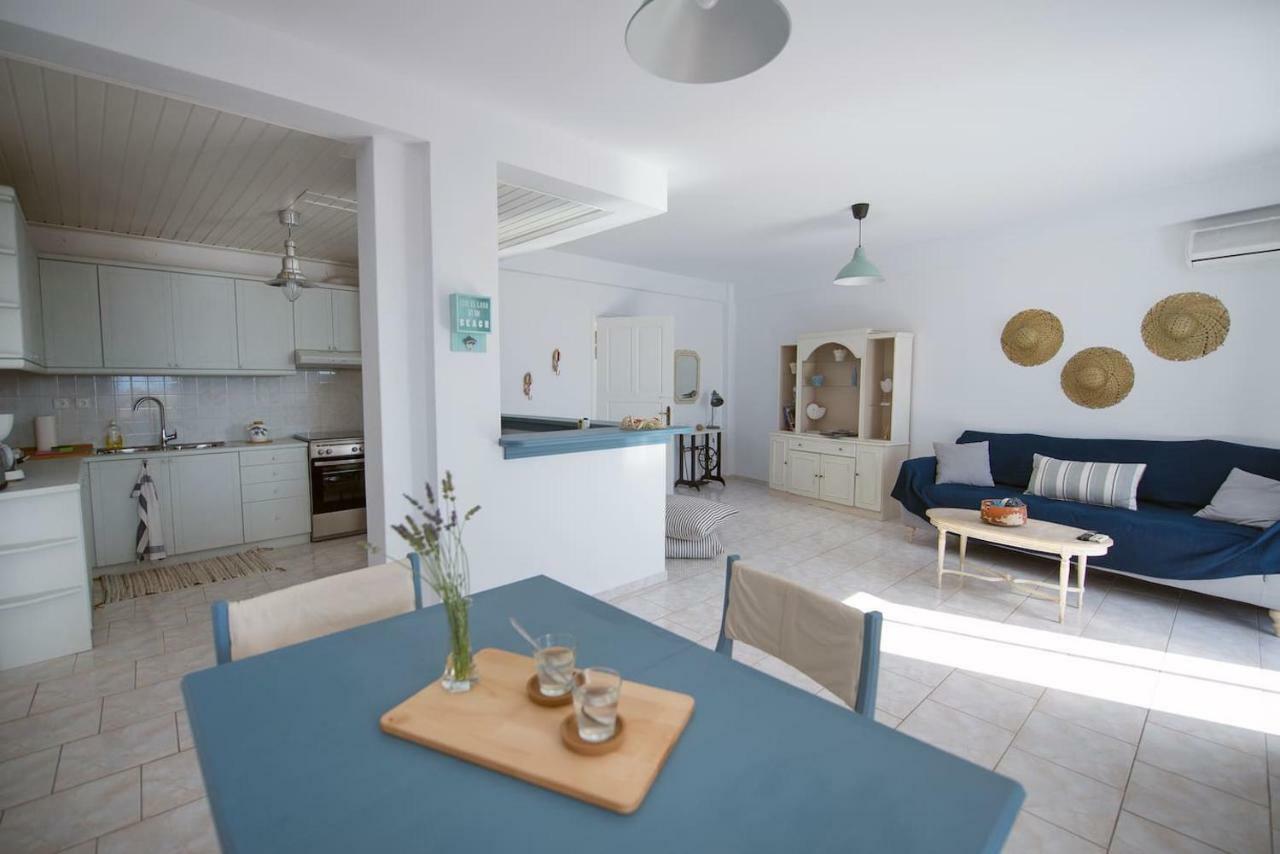 Aquarella-Stylish Veranda Apartment In Centre Of Poros Town Zewnętrze zdjęcie