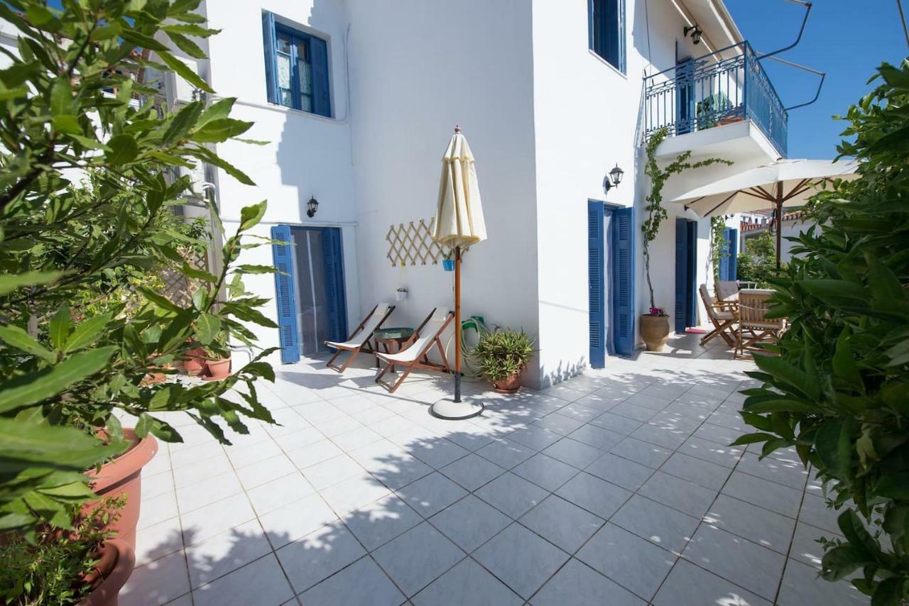 Aquarella-Stylish Veranda Apartment In Centre Of Poros Town Zewnętrze zdjęcie